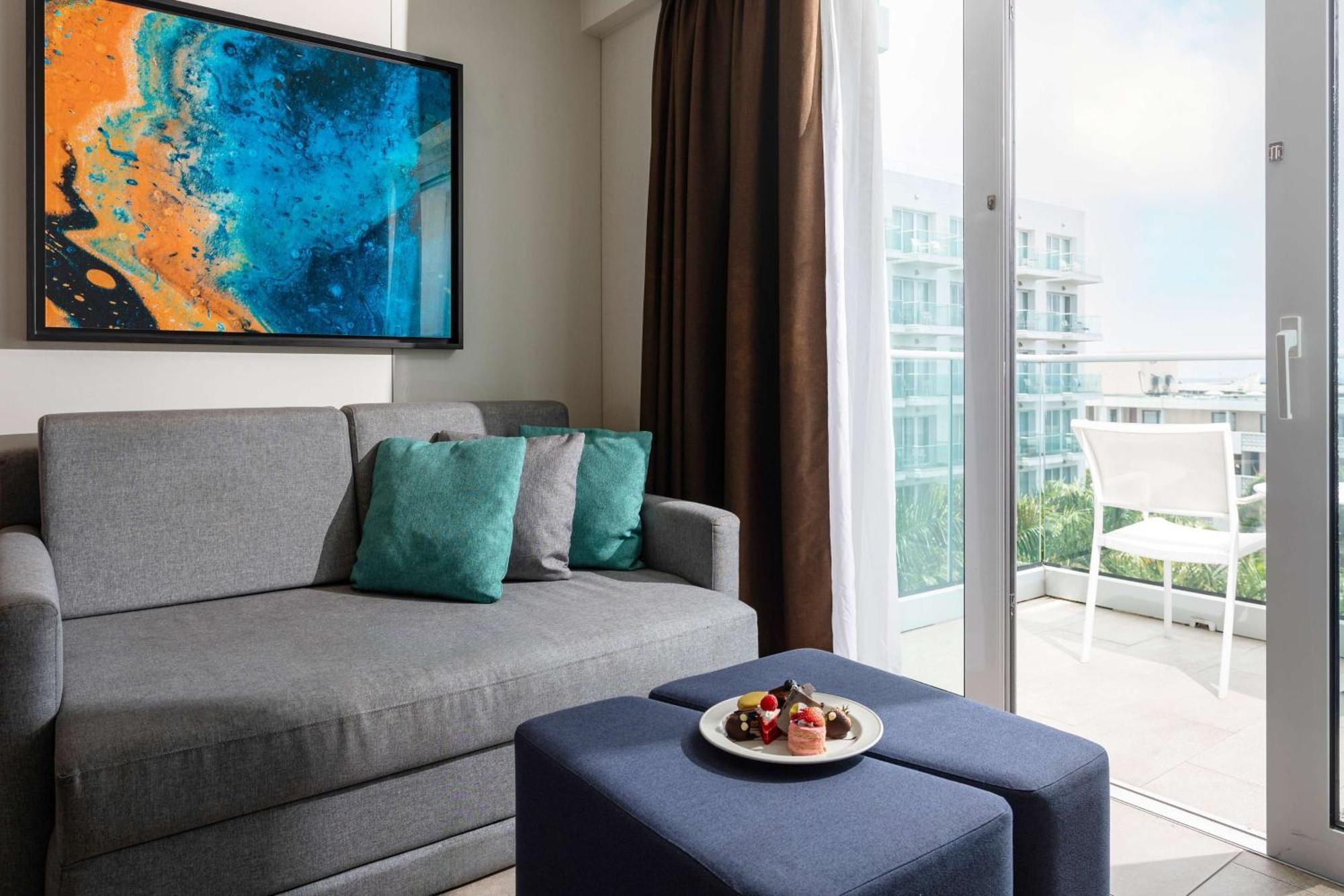 Sonesta Maho Beach All Inclusive Resort Casino & Spa מראה חיצוני תמונה